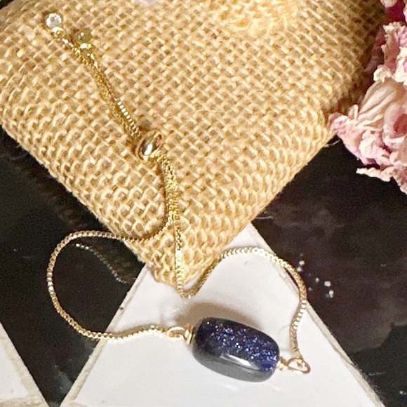 Sandstone gold rope chain adjustable knot bracelet - Picture 3 of 9